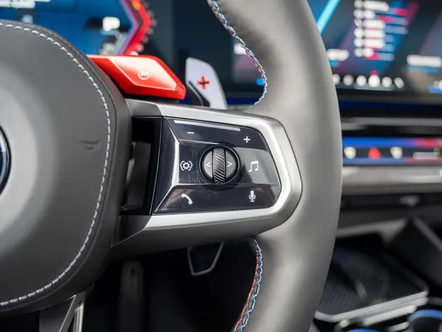 BMW M5 Touring 2026 Hybride Benzine 41