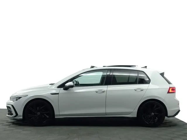 Volkswagen Golf 1.5 eTSI R Line Aut- 2020 Hybride Benzine 37