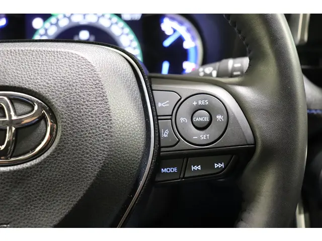 Toyota RAV4 2.5 Hybrid AWD Bi-Tone, 2020 Hybride Benzine 18