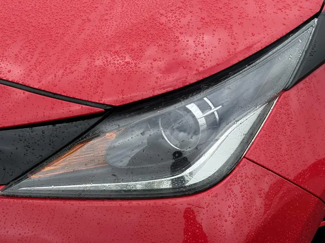 Toyota Aygo 1.0 VVT-i x-play 2014 Benzine 28