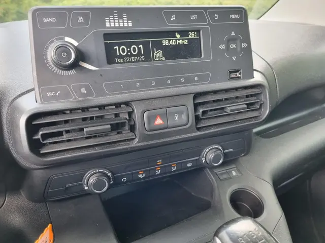 Opel Combo Tour 1.2 T. L2H1 Edit. 7p 2019 Benzine 18