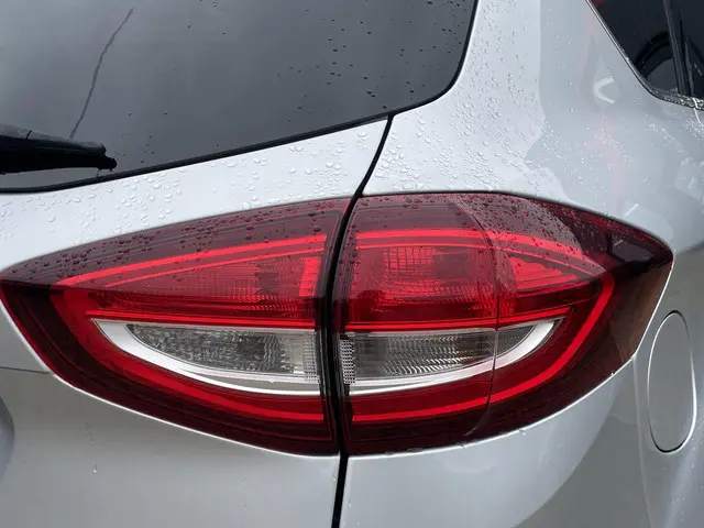 Ford C-MAX 1.5 Titanium 2016 Benzine 7