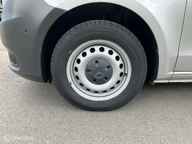 Mercedes-Benz Vito Bestel 116 CDI Lang 2023 Diesel 10