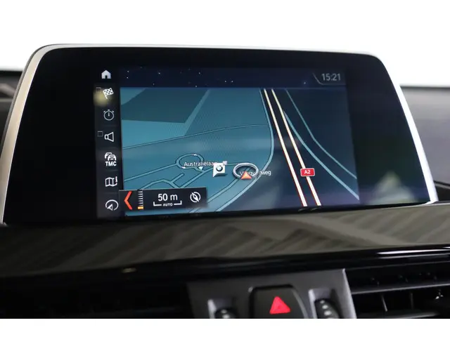 BMW X1 sDrive18i High Executive 2019 Benzine 16