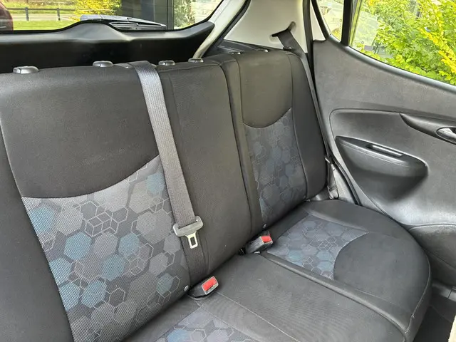 Opel KARL 1.0 Rocks Online Edition 2018 Benzine 12