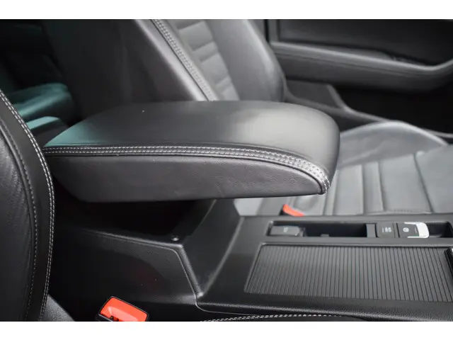 Volkswagen Passat Variant 1.8 TSI 2016 Benzine 40