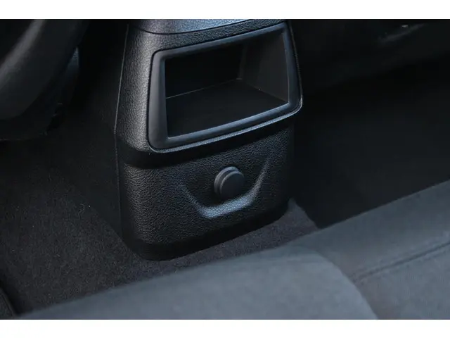 BMW 2 Serie Active Tourer 218i Sport 2015 Benzine 17