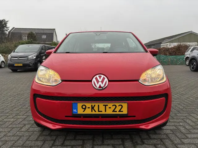 Volkswagen up! 1.0 move up! BlueMotion | Airco | 2013 Benzine 12