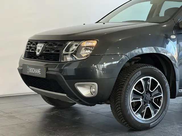 Dacia Duster 1.2 TCe 4x2 Blackshadow 2017 Benzine 29