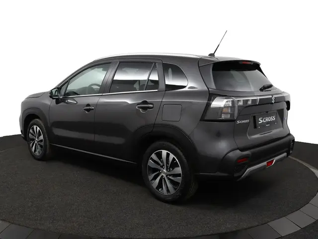 Suzuki S-Cross 1.4 Boosterjet Style Hybrid 2026 Benzine 11