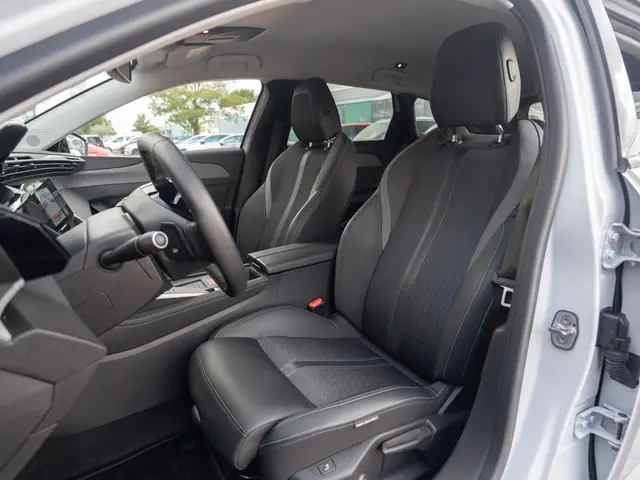 Peugeot 308 YHZT-D21700 2024 Diesel 15