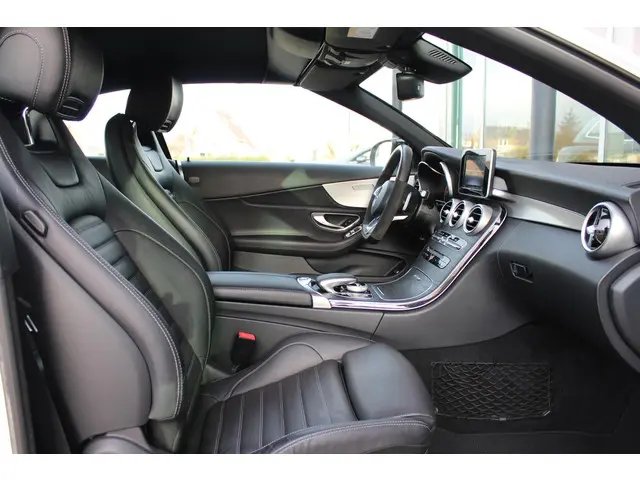 Mercedes-Benz C-Klasse Cabrio 180 Premium 2018 Benzine 13