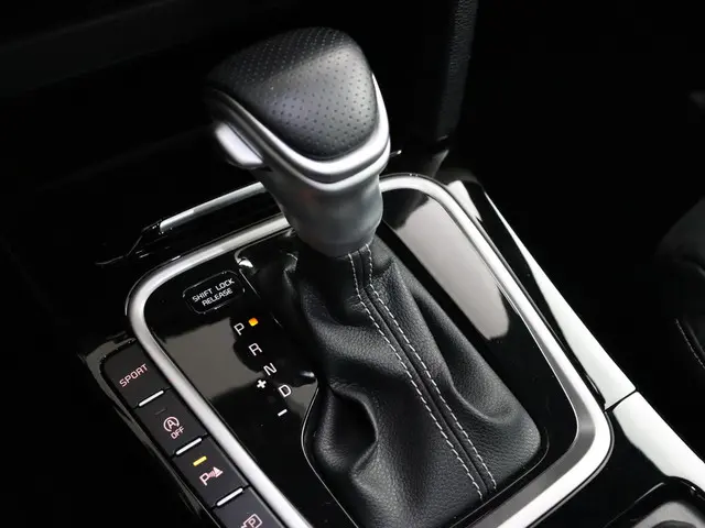 Kia ProCeed 1.5 T-GDi GT-PlusLine 2022 Benzine 25