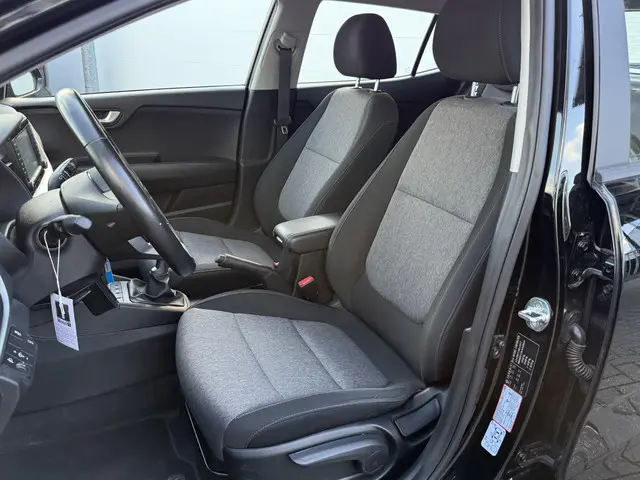 Kia Stonic 1.0 T-GDi DynamicLine 2020 Benzine 10