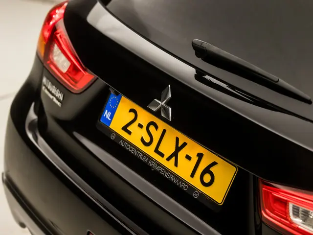 Mitsubishi ASX 1.6 Intense Sport 2013 Benzine 27