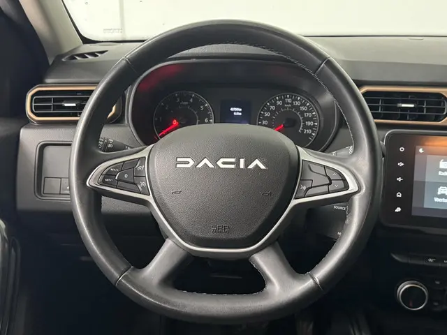 Dacia Duster 1.3 TCe 150 Journey 2023 Benzine 19