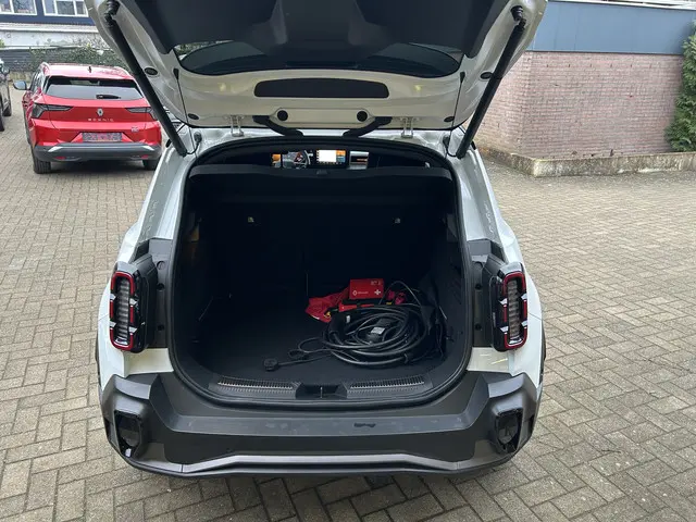 Renault 4 comfort range iconic 52 kWh 2025 Elektrisch 8