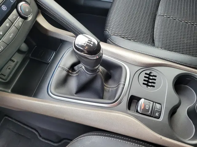 Renault Kadjar 1.2 TCe Bose 2015 Benzine 18