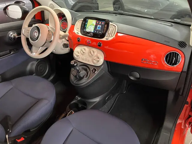 Fiat 500 1.0 Hybrid 15" lmv Carplay 2021 Benzine 15