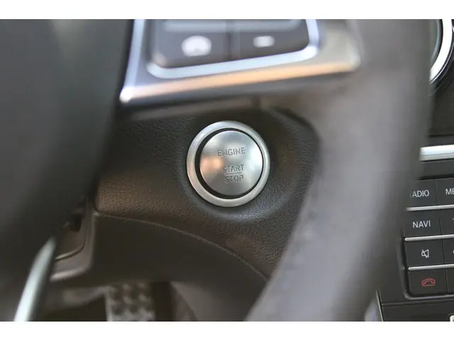 Mercedes-Benz CLA 180 AMG 2018 Benzine 27