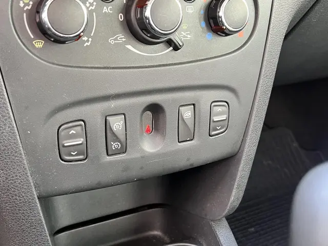 Dacia Sandero Stepway 0.9 TCe Lauréate 2014 Benzine 23