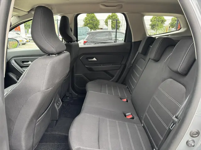 Dacia Duster 1.3 TCe 130 Journey 2024 Benzine 8