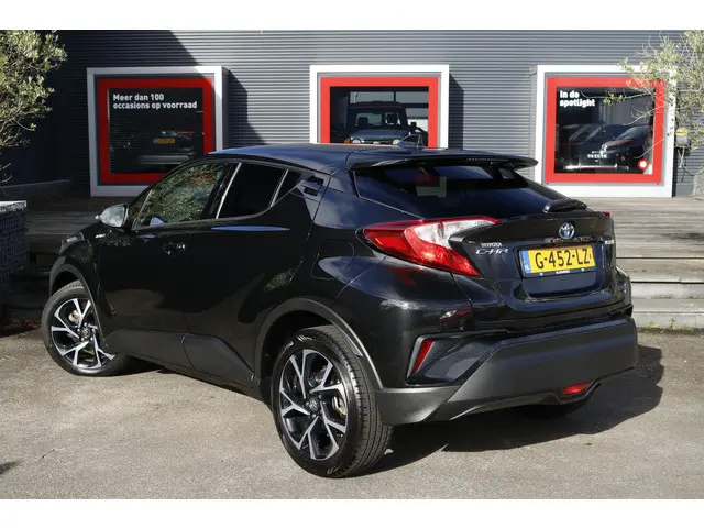 Toyota C-HR 1.8 Hybrid Dynamic 2019 Hybride Benzine 7
