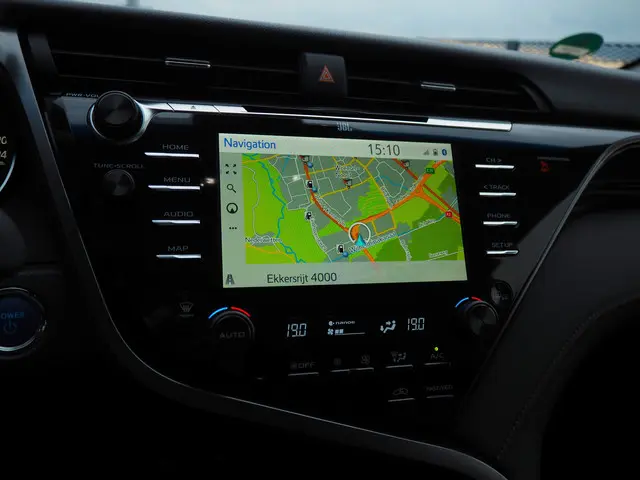 Toyota Camry 2.5 Hybrid Premium 2020 Hybride Benzine 18