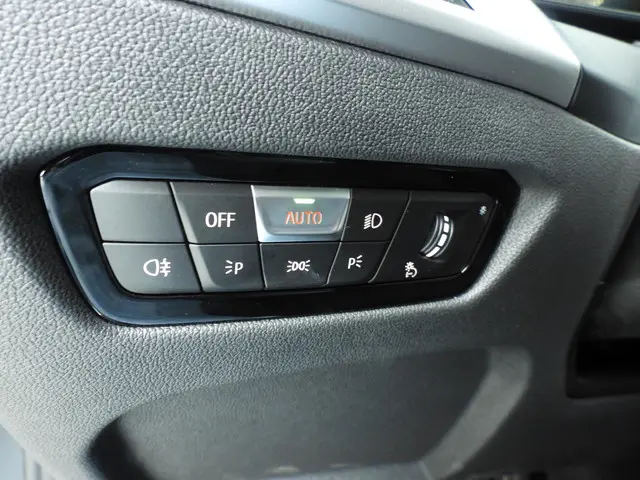 BMW 3 Serie Touring 330e 2024 Hybride Benzine 40