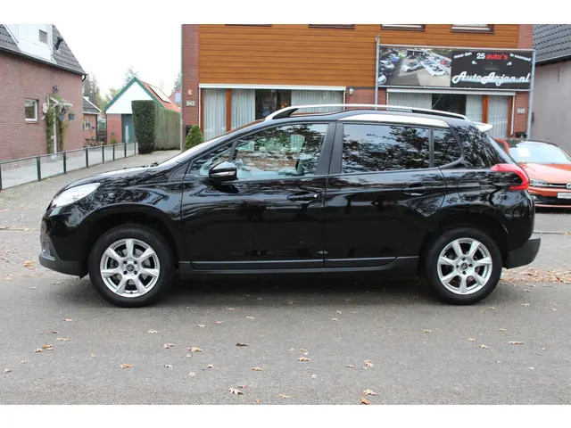 Peugeot 2008 1.2 PureTech Style 2015 Benzine 2