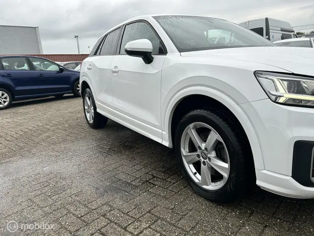 Audi Q2 1.0 TFSI Sport 2017 Benzine 14