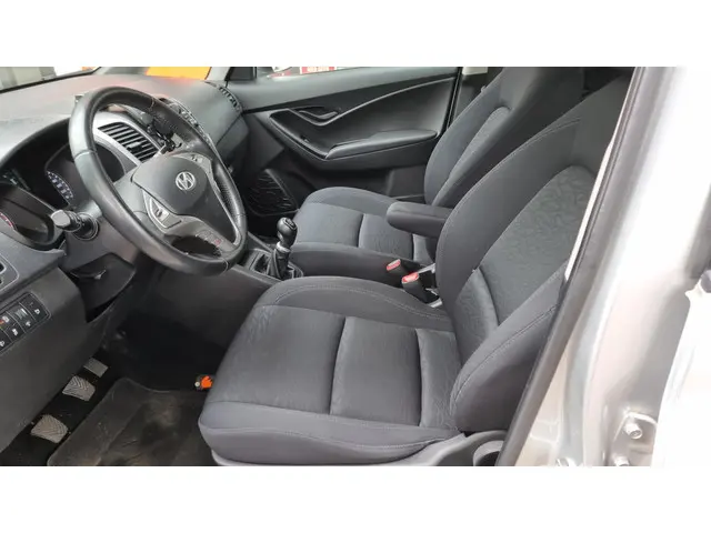 Hyundai ix20 1.4i i-Magine 2014 Benzine 14