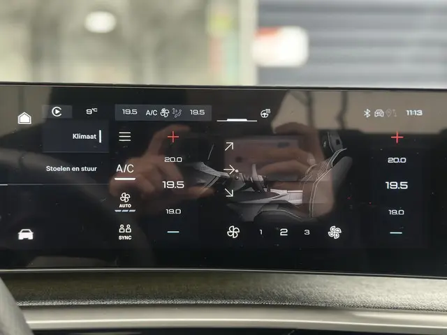 Peugeot 3008 1.2 Hybrid 145 GT 2026 Hybride Benzine 18