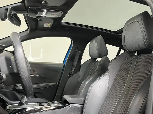 Peugeot 208 1.2 PureTech 100pk GT 2021 Benzine 15