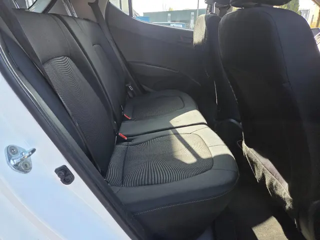 Hyundai i10 1.0i Comfort 2017 Benzine 17