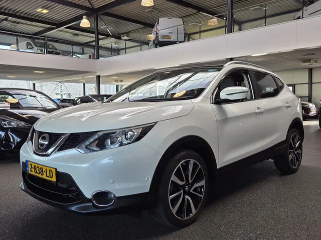 Nissan QASHQAI 1.2 Tekna 2016 Benzine