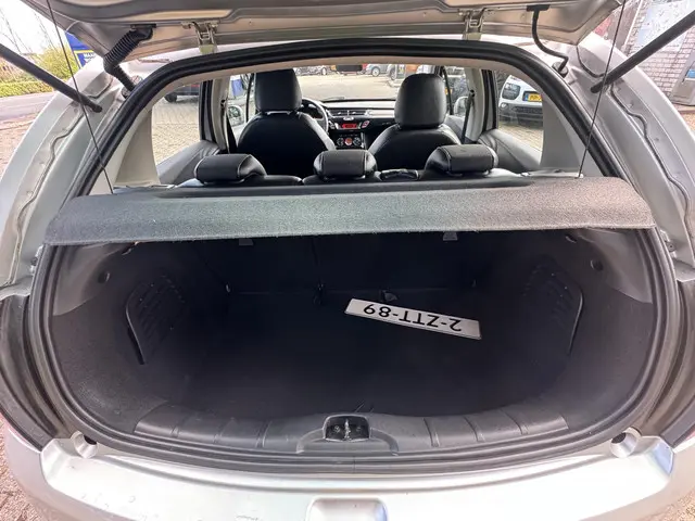 Citroën C3 1.2 PureTech Collection 2015 Benzine 20