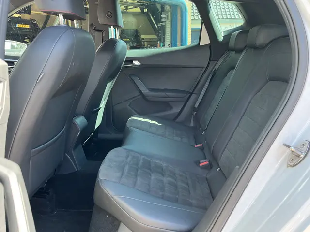 SEAT Arona TSI 115 pk FR Limited Edition 2020 Benzine 9