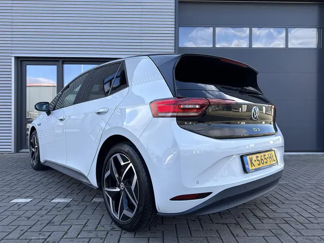 Volkswagen ID.3 First Plus 58 kWh 2020 Elektrisch 5