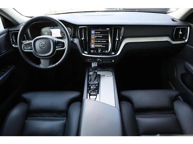 Volvo V60 2.0 T5 Inscription 2018 Benzine 22