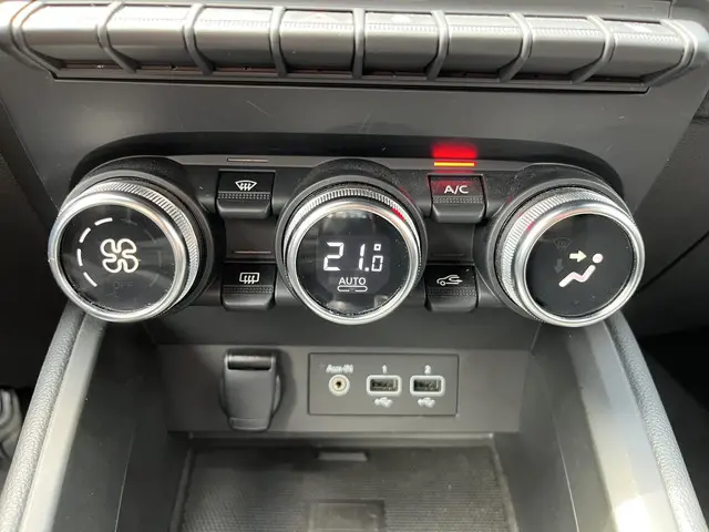 Renault Clio 1.0 TCe Intens 2021 Benzine 17