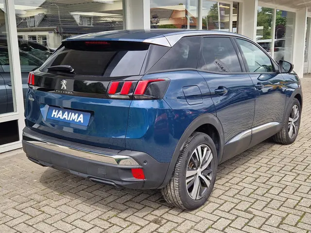 Peugeot 3008 1.2 PureTech Allure Pack 2023 Benzine 4