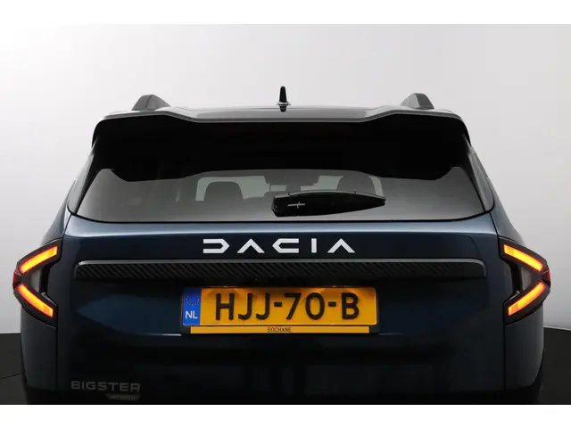 Dacia Bigster 1.8 Hybrid 155 Journey 2025 Hybride Benzine 7