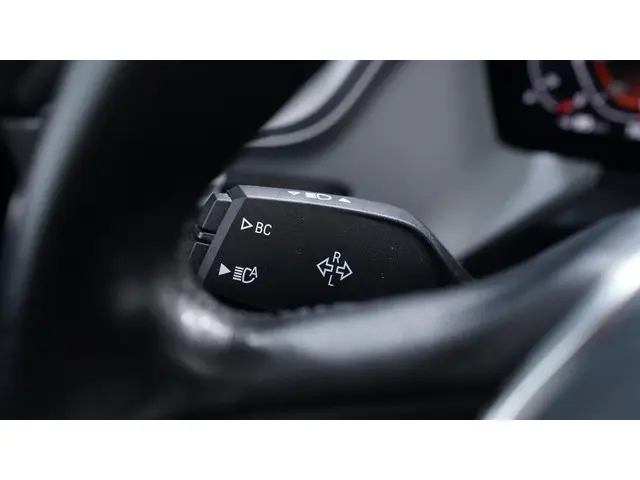 BMW 1 Serie 118i Advantage 2022 Benzine 21