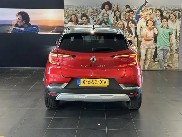 Renault Captur 1.0 TCe 90 techno 2024 Benzine 21
