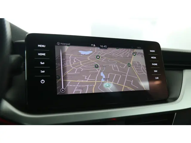 Škoda Kamiq 1.0 TSI 115pk Sport Business 2021 Benzine 22