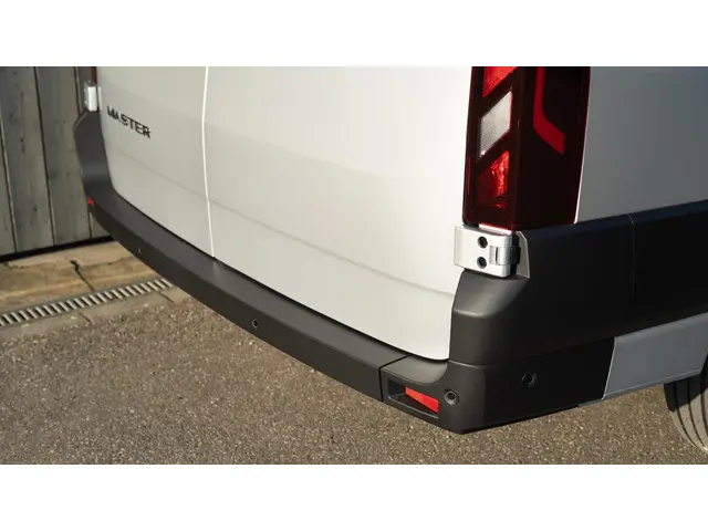 Renault Master T35 2.0 dCi 150 L2H2 Extra 2024 Diesel 27