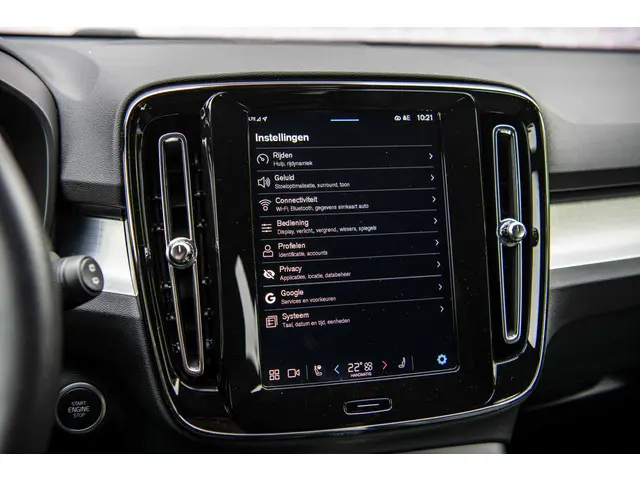 Volvo XC40 2.0 B4 Plus Dark 2024 Benzine 20