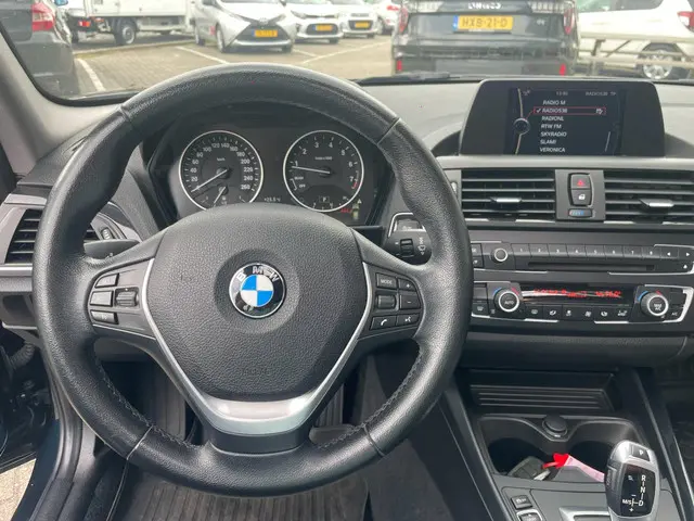 BMW 1 Serie 118i High Executive 2013 Benzine 8