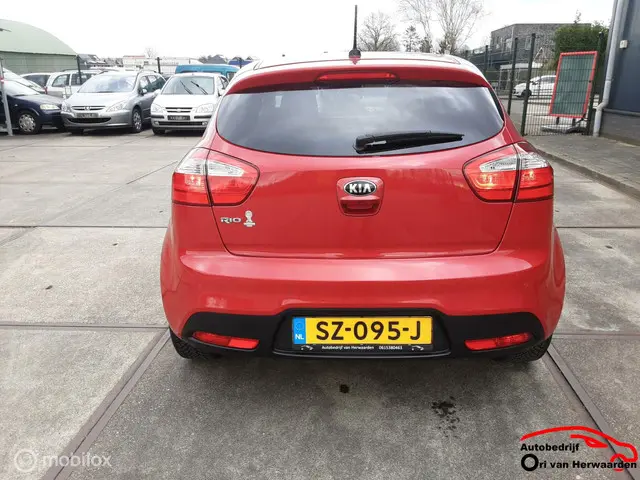 Kia Rio 1.4 CVVT ExecutiveLine 2014 Benzine 10
